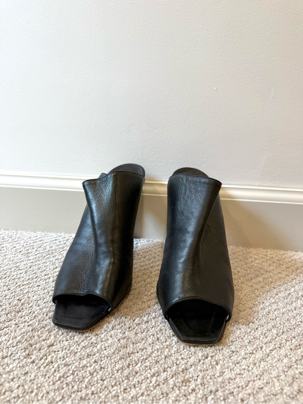 Manolo Blahnik Black Leather Open-Toe Mules